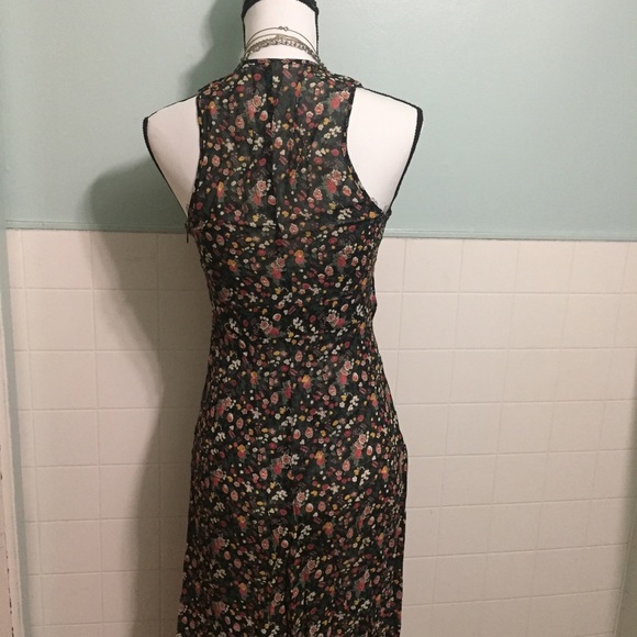 90's Vintage Italian Sisley Floral Dress - Picture 6 of 8